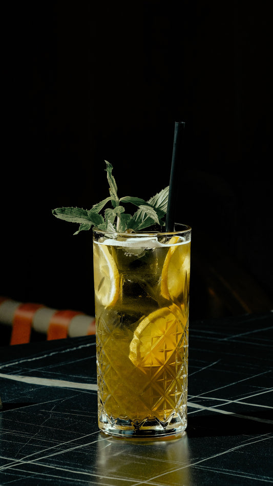 Cortisol Cocktail: The Refreshing Drink That Supports Adrenal Health