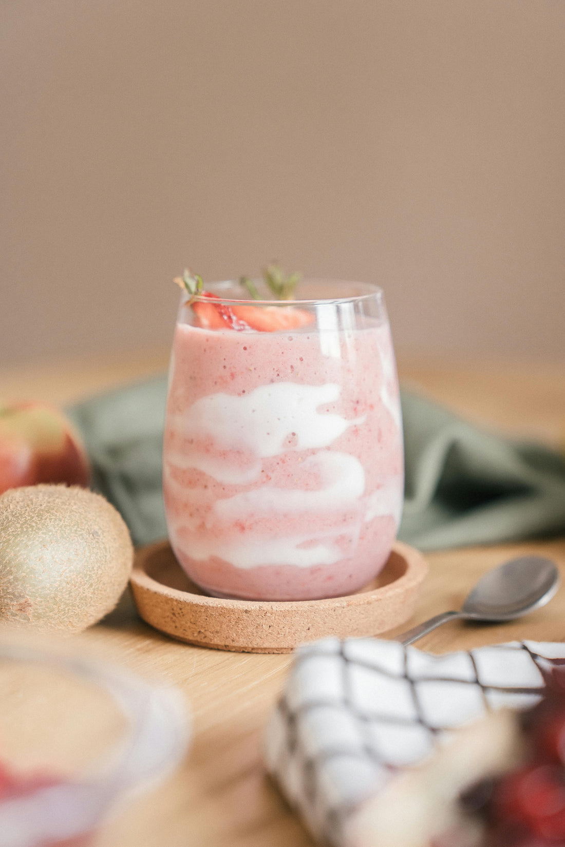 Why Nutritionists Recommend This Type of Yogurt