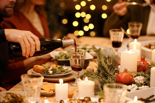 Festive Feasts Without the Bloat: Healthy Holiday Eating Tips