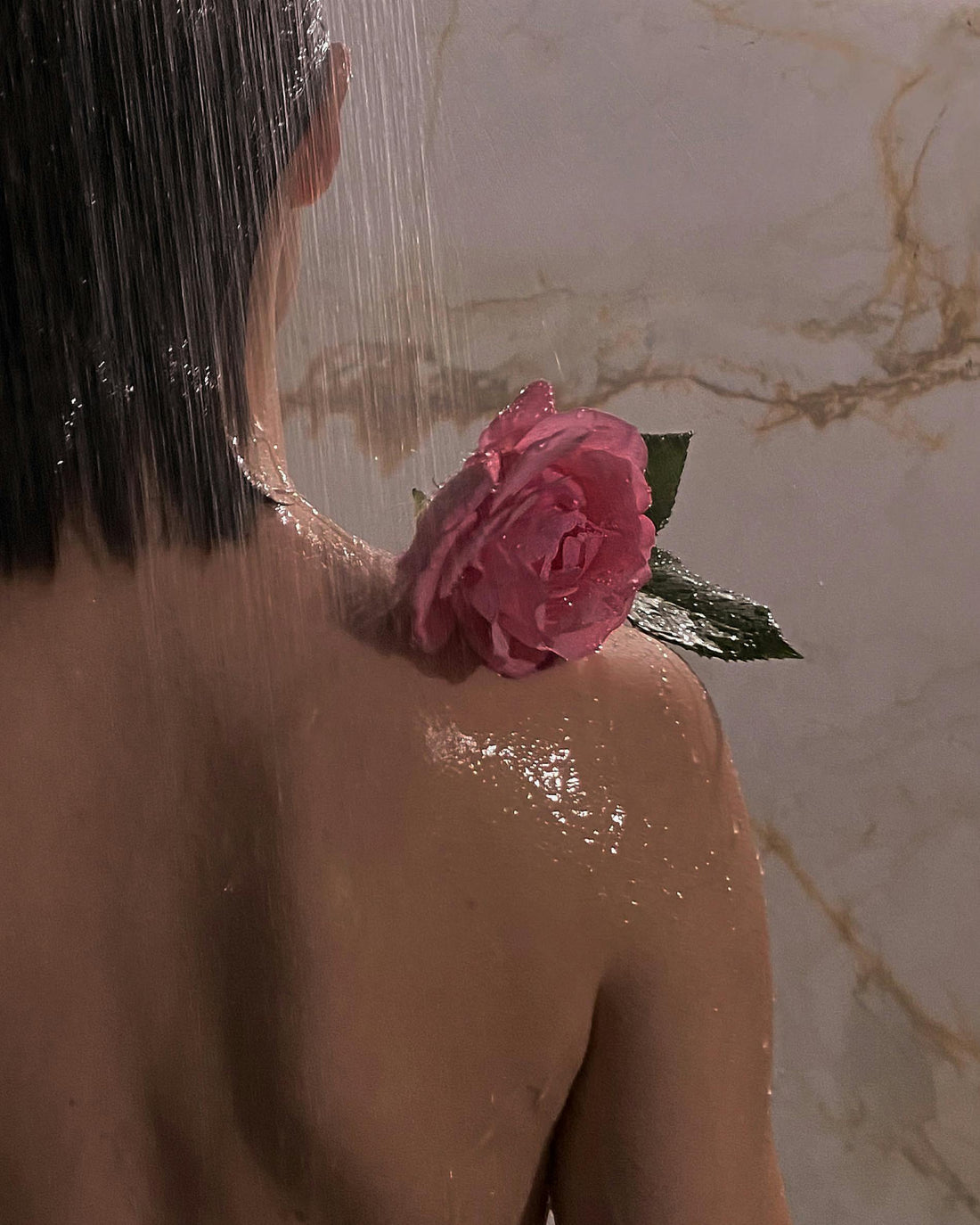 Should You Shower in the Morning or at Night?