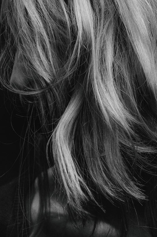 The Best Foods to Combat Fall or Spring Hair Loss Naturally